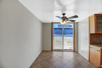 1317 12th St, Unit 9 in Santa Monica, CA - Foto de edificio - Building Photo