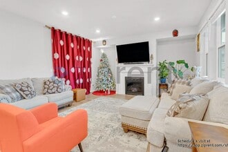 30985 NW Brooking St in North Plains, OR - Building Photo - Building Photo