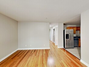 1020 Camelot Dr in Atlanta, GA - Building Photo - Building Photo