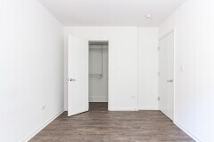 939 W Winona St, Unit 1 in Chicago, IL - Foto de edificio - Building Photo