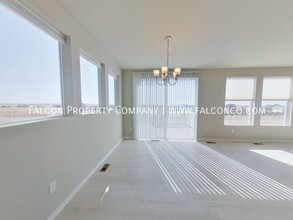 9671 Vistas Park Dr in Peyton, CO - Building Photo - Building Photo