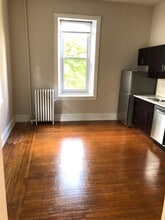 3827 Walnut St, Unit 2F in Philadelphia, PA - Building Photo - Building Photo