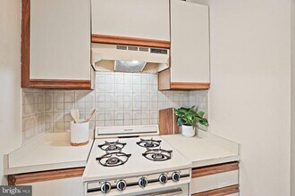 3601 Wisconsin Ave NW in Washington, DC - Building Photo - Building Photo