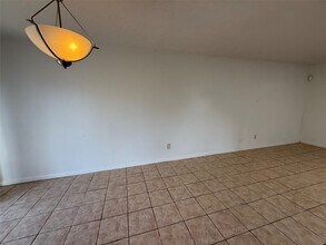 4702 Ridgemar Cir in Houston, TX - Building Photo - Building Photo