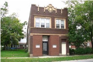274 W 14th Pl in Chicago Heights, IL - Building Photo