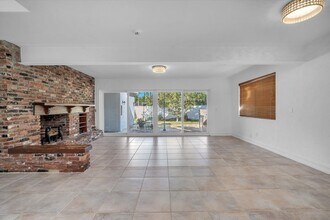 1125 N 13th Ct in Hollywood, FL - Building Photo - Building Photo