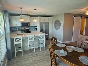 130 N High Point in Boynton Beach, FL - Building Photo - Building Photo