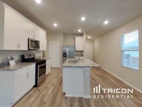 5217 Saddle Clb Dr in Georgetown, TX - Building Photo - Building Photo