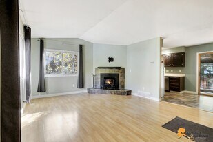 19056 Andreanof Dr in Anchorage, AK - Building Photo