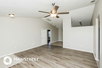 250 Bayshore Ave NW in Palm Bay, FL - Building Photo - Building Photo