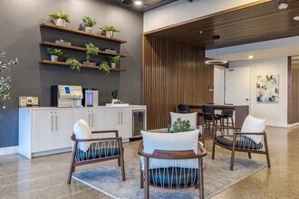 Paceline in Shoreline, WA - Building Photo - Building Photo