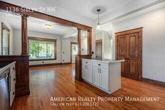 1136 Sibley St NW in Grand Rapids, MI - Building Photo - Building Photo