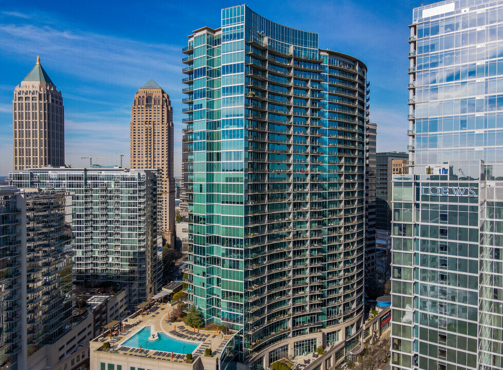 1080 Peachtree St NE, Unit 1010 Midtown - Unit 2307 in Atlanta, GA - Foto de edificio