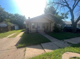 2105 Joline St in Wichita Falls, TX - Building Photo