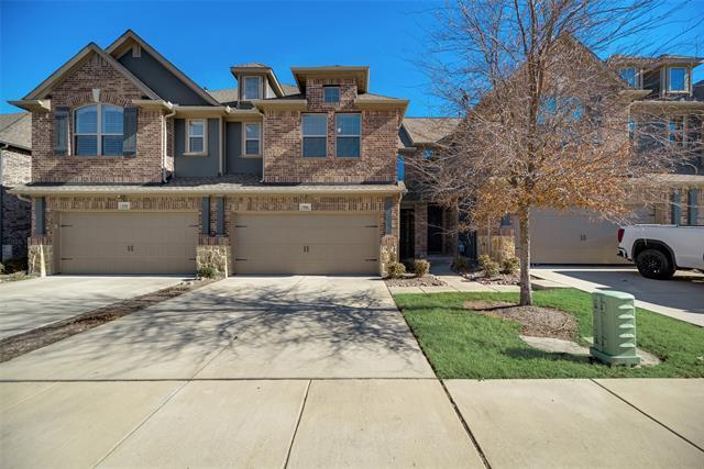 property at 916 Brookville Ct