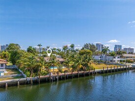 419 Alamanda Dr in Hallandale Beach, FL - Building Photo