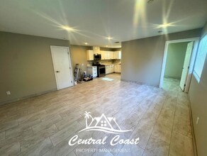 0 E Boone St in Santa Maria, CA - Foto de edificio - Building Photo