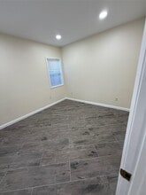 542 Lincoln St in Cedarhurst, NY - Building Photo - Building Photo