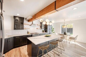 2315 Calumet Cir in Park City, UT - Building Photo - Building Photo