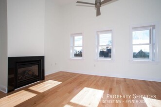 303 T St NW-Unit -#PENTHOUSE in Washington, DC - Building Photo - Building Photo