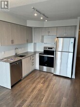 20-2420 Meadowglen Pl in Toronto, ON - Building Photo - Building Photo
