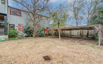 5419 Gulfton St in Houston, TX - Building Photo - Building Photo