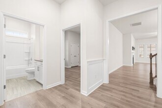 1 Parker Pond Ct in Durham, NC - Building Photo - Building Photo