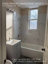 1319 S Harding Ave in Chicago, IL - Building Photo - Building Photo