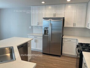 7908 Meandering Light Ave in Las Vegas, NV - Building Photo - Building Photo