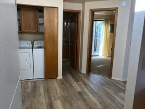 2008 NE Patterson Ct in Bend, OR - Building Photo - Building Photo