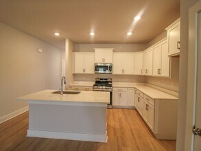 12529 Whitcomb Cir in Athens, AL - Building Photo - Building Photo