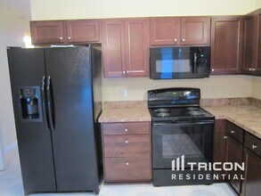 3411 Grenoble Dr in Jacksonville, FL - Building Photo - Building Photo