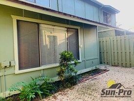 136 Pine Cone Trail in Ormond Beach, FL - Building Photo