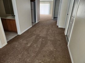 4433-4435 27th St SW, Unit 4435 27th St SW in Lehigh Acres, FL - Building Photo