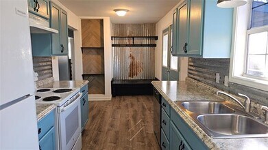 309 N Main in Trenton, TX - Building Photo - Building Photo