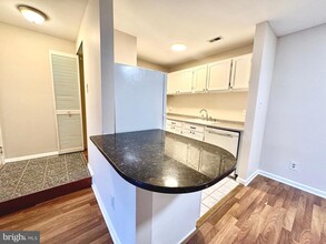 18237 Swiss Cir in Germantown, MD - Building Photo - Building Photo