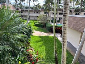 14500 SW 88th Ave in Palmetto Bay, FL - Building Photo