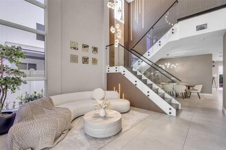 7534 NW 98th Ave in Doral, FL - Building Photo - Building Photo