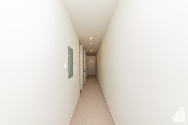 1944 W Crystal St in Chicago, IL - Building Photo - Building Photo