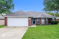 1025 Roundrock Dr in Saginaw, TX - Building Photo - Building Photo