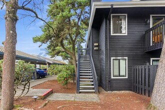 14511 SW Grayling Ln in Beaverton, OR - Building Photo - Building Photo