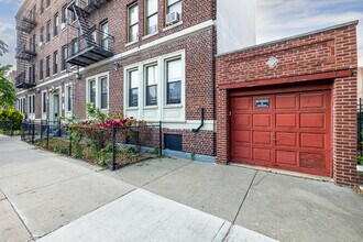 2525 Beverley Rd in Brooklyn, NY - Building Photo - Building Photo