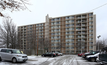 Bellaire Garden-B in Cleveland, OH - Foto de edificio - Building Photo