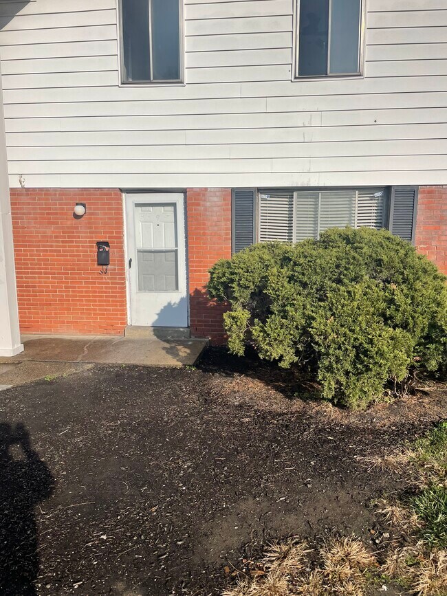 1556 Meredith Dr Rentals in Cincinnati, OH