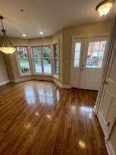 345 Central Park Ave in Scarsdale, NY - Building Photo - Building Photo
