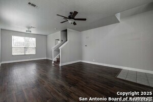 9103 Tezel Ct in San Antonio, TX - Building Photo - Building Photo
