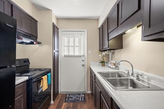Manchester in Euless, TX - Foto de edificio - Interior Photo
