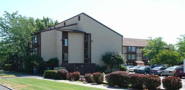 Naches House Apartments in Yakima, WA - Foto de edificio - Building Photo