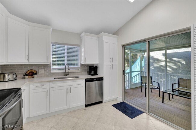 6117 Montego Bay Loop
