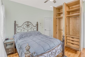 43-47-47 44th St in Queens, NY - Building Photo - Building Photo
